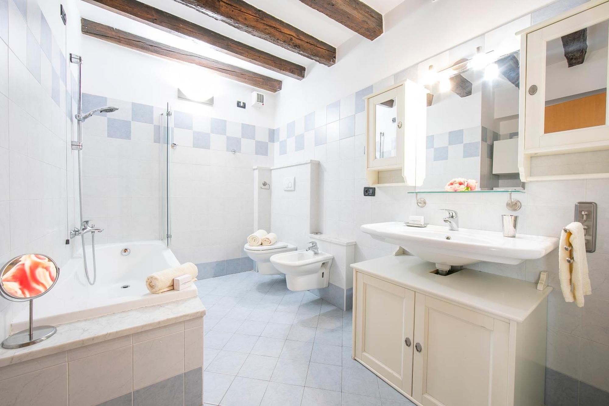 Casa Azzurra 150Mt From Lake - Happy Rentals 리바 델 이탈리아 베로나 외부 사진